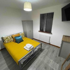 Budget Kamer met een King Size Bed